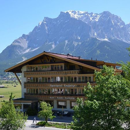 Sporthotel Zugspitze Lermoos Exterior photo